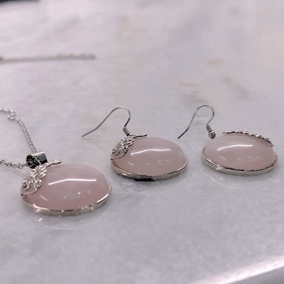 Galilea Rose Quartz Pendant Necklace and Earrings - Picture 8 of 10